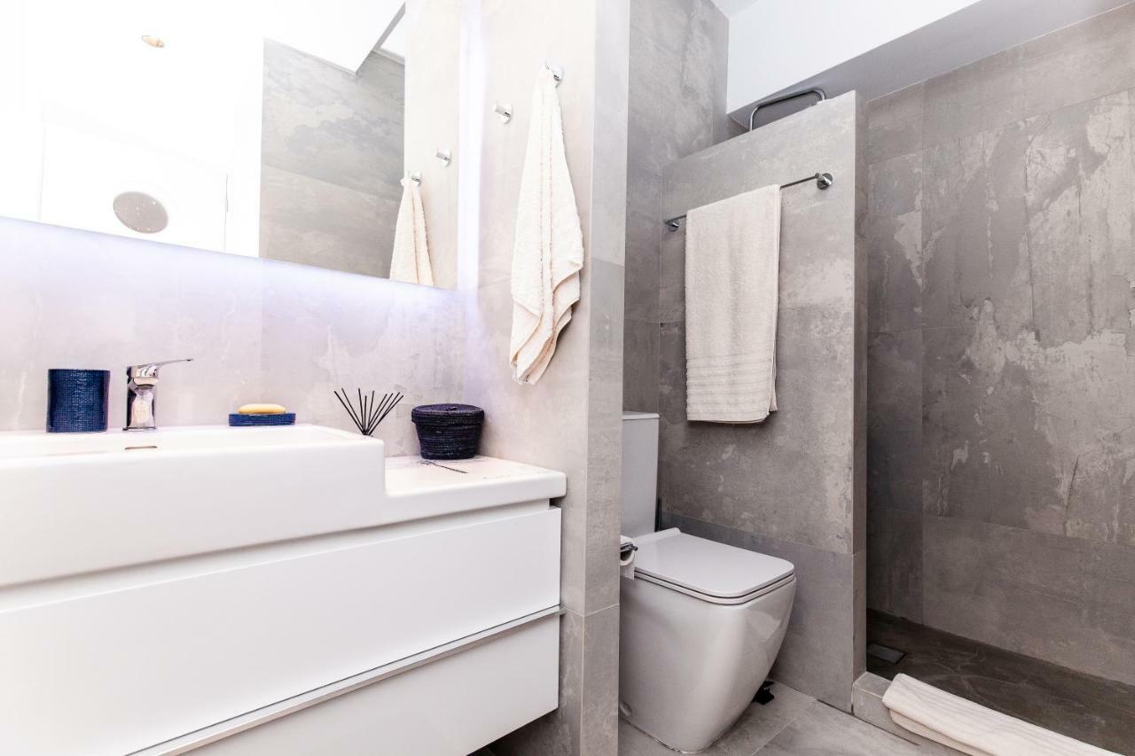 Sweet Suite Flora In Vouliagmeni Atina Dış mekan fotoğraf